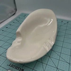 Ashtray VTG Mid Century Modern Ceramic Light Tan Glaze. ALW - Picture 1 of 8