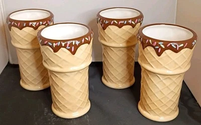 Oneida Kitchen Ceramic Ice Cream Sundae Waffle Cone Cups (4) Four Vintage 6 Inch - Image 1 of 4
