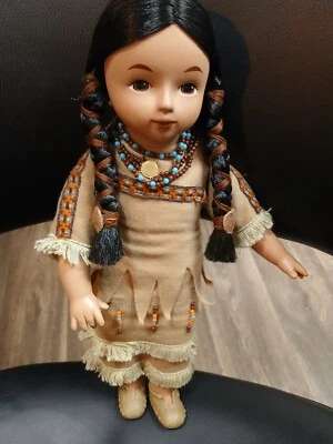 Muñeca Sandy Vintage Nativo Americano Serie Shy Heart Cheyenne Mujer 1995 Foto 1 de 4