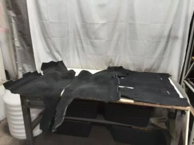 Оригинальный черный комплект задних ковровых покрытий для 4 дверей Jeep JK Wrangler 2011-2013 2014 2015-2017 88360 - Изображение 1 из 4