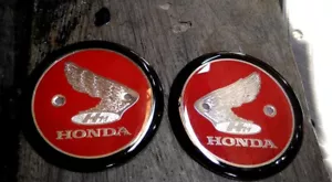 Honda Z50M Z50 Gas Tank Emblem Badge Pair May fit Honda S65 SS50 - Picture 1 of 5