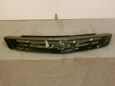 2016,2017,2018 Chevrolet Cruze Upper Grille OEM (19UPD) Foto 1 de 4