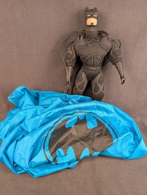 Бэтмен навсегда парашютный плюшевый Бэтмен 13 «редкий товар отличном состоянии! - Изображение 1 из 4