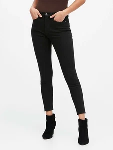 NWT**BANANA REPUBLIC Mid Rise Skinny Jeans**Black** 29 P (8 Petite)**$98 - Picture 1 of 2