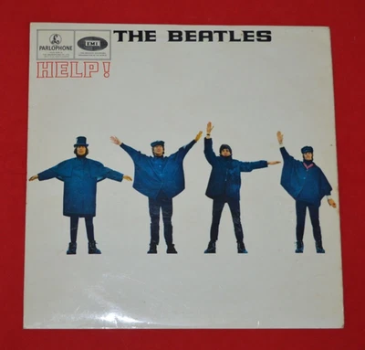 THE BEATLES- HELP !   VINYL LP ALBUM - RE-ISSUE STEREO - 1971 -  PCS 3071 - Image 1 of 4