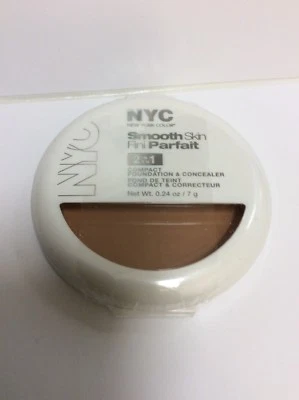 NYC Smooth Skin 2-IN-1 Compact Foundation and Concealer 004 DARK NEW. - Image 1 of 4