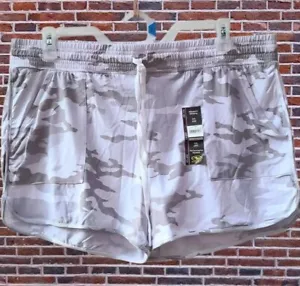 Athletic Works Women's Gym Shorts Gray Camo Size XXL (20) - Picture 1 of 10