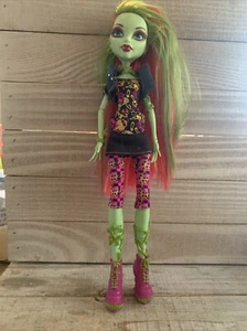 Monster High First Wave Venus Mcflytrap Doll Minty 🔥 2009 - Picture 1 of 5