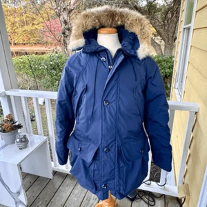Eddie Bauer Goose Down Parka. Navy Blue. Size Medium. - Picture 1 of 11