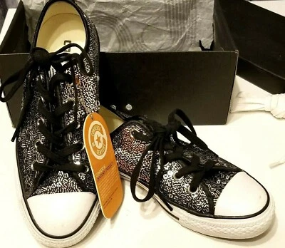 Zapatilla deportiva Converse S-6 para dama edición limitada lentejuelas plateadas corredoras usada una vez en interiores Foto 1 de 4