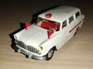 Voiture Miniature NOREV : N° 41 SIMCA MARLY AMBULANCE  1/43