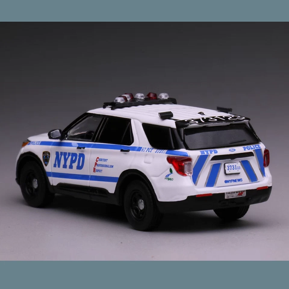 596 1/64 2020 Ford Explorer  New York City Police Car Scale Diecast Model - Image 1 of 4