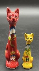 2 Vintage Long Necked Cat Figurines Hand Painted in Portugal Red Yellow Folk Art - Picture 1 of 6