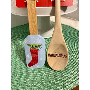 Stars Wars the Mandalorian Spatula & Spoon Set - Picture 1 of 2