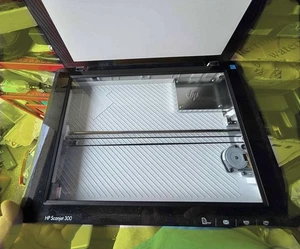HP ScanJet 300 Flatbed Photo Scanner L2733A model FCLSD 1104 :) - Picture 1 of 6