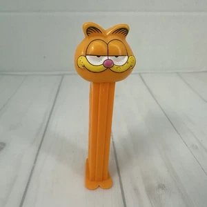 Vintage Garfield Pez Dispenser Hong Kong - Picture 1 of 10