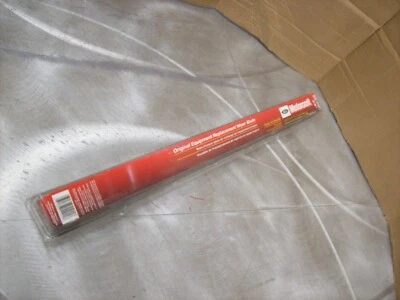 Ford OEM Genuine Motorcraft Wiper Blade WW-2300 - Image 1 of 2