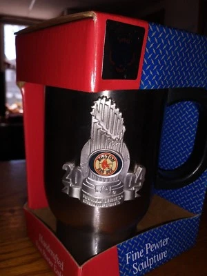 2004 Red Sox World Series champion fine pewter sculpture mug with hologram inbox - Image 1 of 4