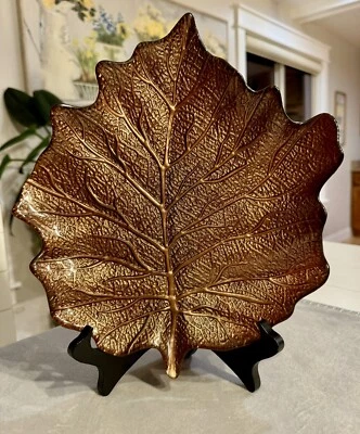 Plato de cena decorativo de vidrio turco hoja de otoño Foto 1 de 4