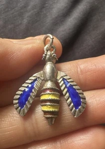 Vintage 925 Sterling Silver Enamel (Minor Lost As Seen ) Bee Pendant - Picture 1 of 11