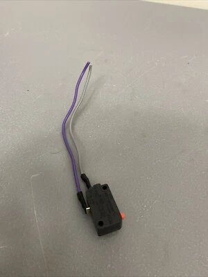 Black And Decker HLVA320J Hand Vacuum Power Switch OEM Part - Image 1 of 2