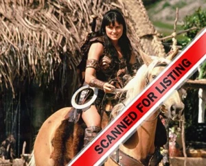 XENA WARRIOR PRINCESS LUCY LAWLESS 8x10 PHOTO #2550 - Picture 1 of 1