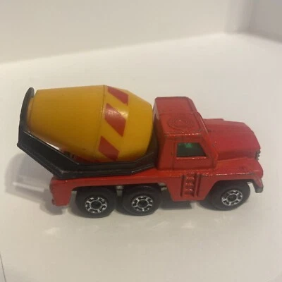 1976 Lesley Matchbox Superfast No 19 Cement Truck Red And Yellow - Image 1 of 4