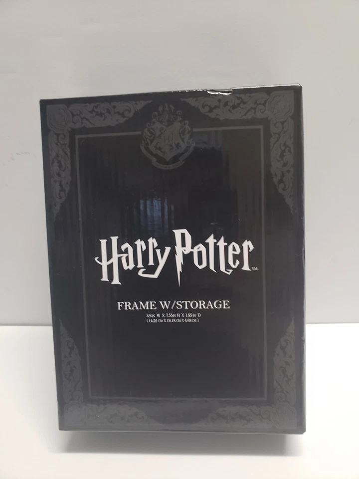 Harry Potter Ariana Dumbledore Secret Compartment Picture Frame - Image 1 of 4