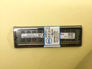 DELL 32GB (1X32GB) 2RX4 PC4-2133P DDR4 SERVER MEMORY SNPPR5D1C/32G New Sealed - Picture 1 of 2