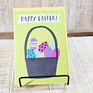 Cesta de tarjetas de felicitación de Pascua de caoba Hallmark huevos verde rosa primavera - Imagen 1 de 8