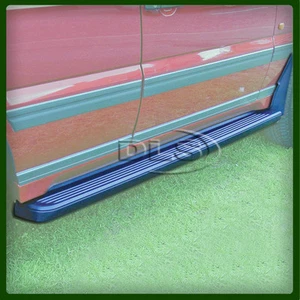 RANGE ROVER P38 - Rubber Tread Side Step Set with Front Mud Flaps (STC8505AA) - Picture 1 of 1
