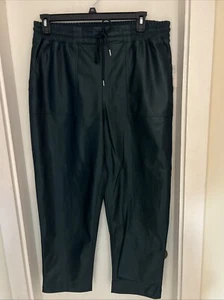 Pantalone donna nuovo con etichetta un nuovo giorno verde scuro ecopelle taglia XL pull on conico - Foto 1 di 5
