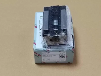  1pcs New   FOR Rexroth Linear bearing slider R162221420 - Image 1 of 2