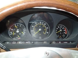 MERCEDES 380sl VDO Cluster 380 sl 107 500 w107 350 r107 Speedometer 123k Miles - Picture 1 of 8