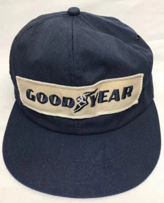 Sombrero de neumático Goodyear de colección Snapback Trucker Foto 1 de 4