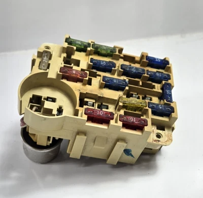 1987-1989 Ford Mustang, 1989-1992 Ford Bronco, F-150 Fuse Box E0TB-14A068-AA - Image 1 of 4