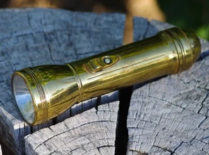 Linterna DE COLECCIÓN Latón Pulido Años 30 Hecha en Niágara, Nueva York EE. UU. - Imagen 1 de 8