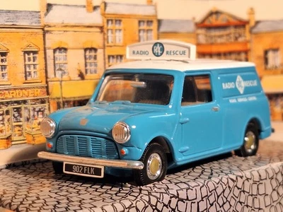 CORGICLASSICS 1:43 MORRIS MINI VAN - RAC 96952 - Image 1 of 4