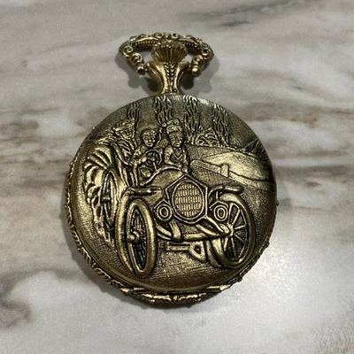 Reloj Bolsillo Ginebra Vintage Hecho en Suiza Vidrio Burbuja con Cadena, Sin Probar Foto 1 de 4