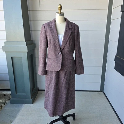 Conjunto de traje blazer y falda midi falda tweed 100 % lana Saville Petites de colección para mujer Foto 1 de 4
