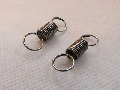 Roland SH201 Synthesizer 2 X White Key's Spring - Roland SH 201 - Image 1 of 4