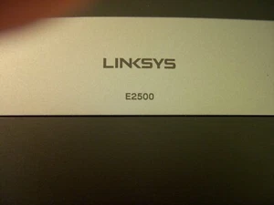 DD-WRT Linksys E2500 N600 Dual-Band WiFi Router - Picture 1 of 4