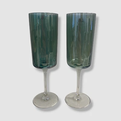 Juego de 2 flautas de champán LSA Blue Gems de $75 Foto 1 de 4