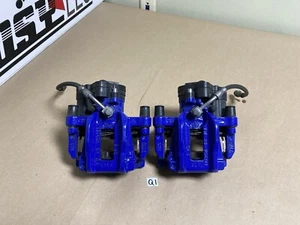 200 Miles 2022 Volkswagen Golf GTI R Rear Blue Caliper Pair 156 VCR283 7115 Q1 - Picture 1 of 24