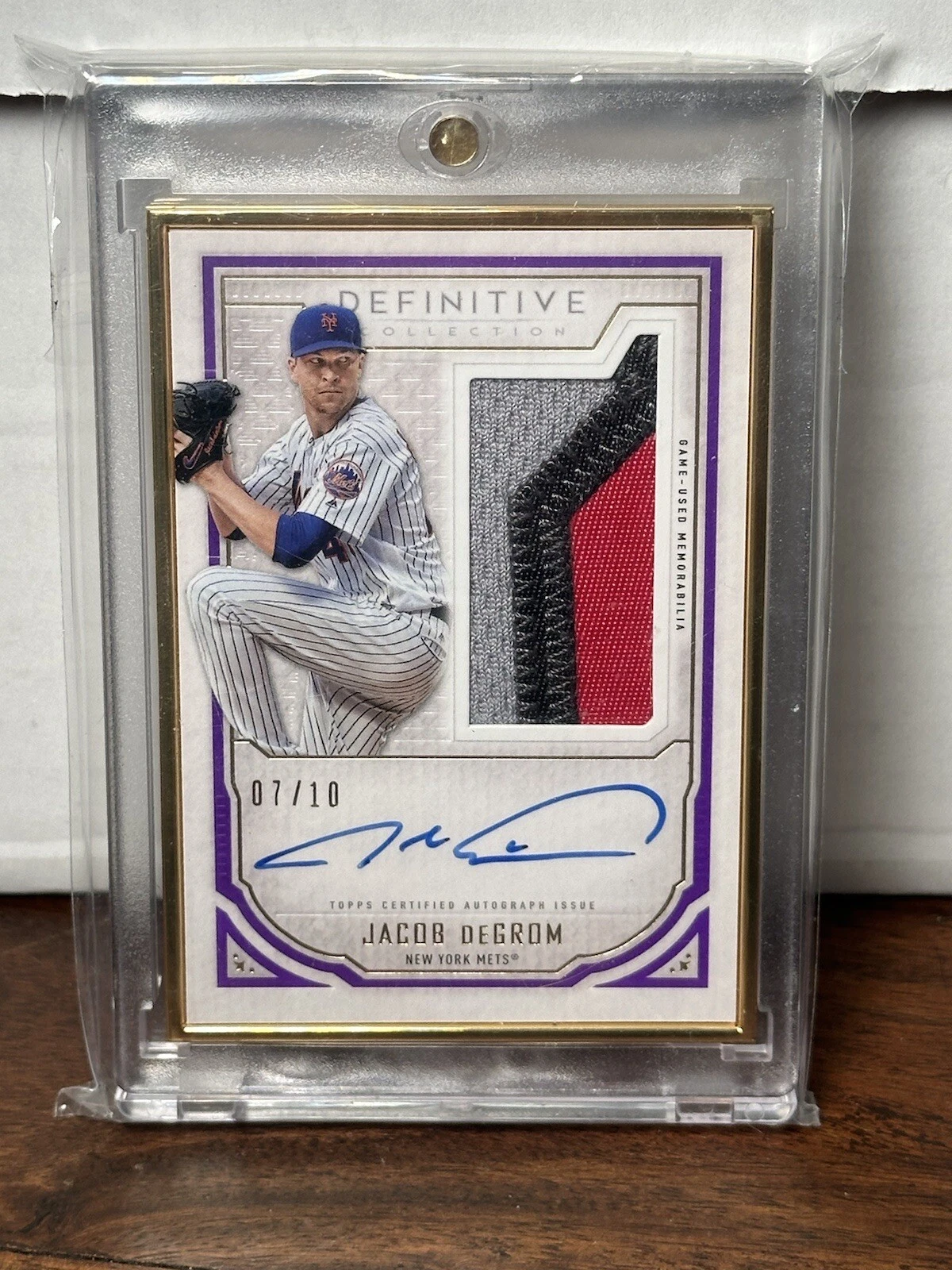 Jacob deGrom 2019 Topps Definitive Mothers Day Patch Auto /10