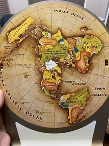 Vintage 1953 GEOCENTRIC FLAT EARTH AIR AGE MAP newspaper holder replogle - Picture 1 of 7