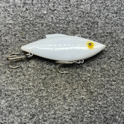 Bill Lewis Rat-L-Trap Vintage Lipless Crankbait 1/2oz - White RTWY - Image 1 of 4