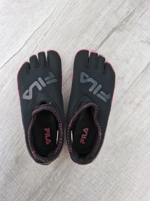 Fila Water Sport Skeletoes Womens Pink & Black  Shoes Barefoot Size 6 - Image 1 of 4