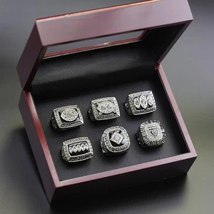 Juego de 6 anillos de campeonato Oakland/LA Raiders con caja de exhibición pieza de colección - Imagen 1 de 4