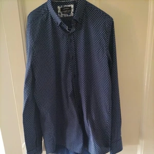 Guide London Men’s Navy Polka Dot Long Sleeve Shirt - Size L-XL. 44" Chest.  - Picture 1 of 10